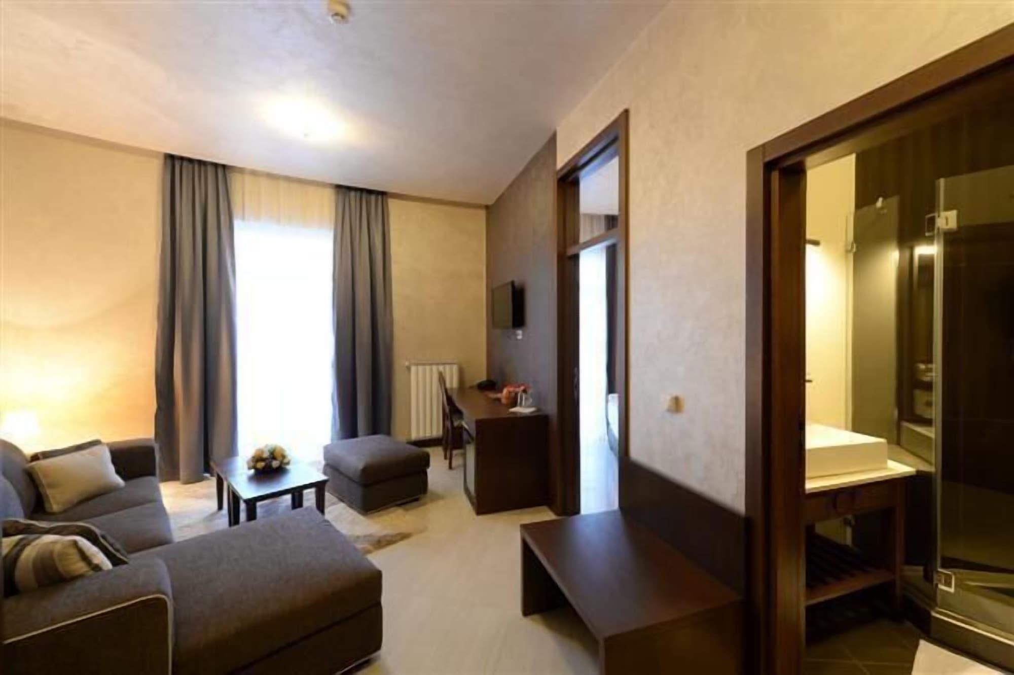 Hotel Majdan Beograd Bagian luar foto