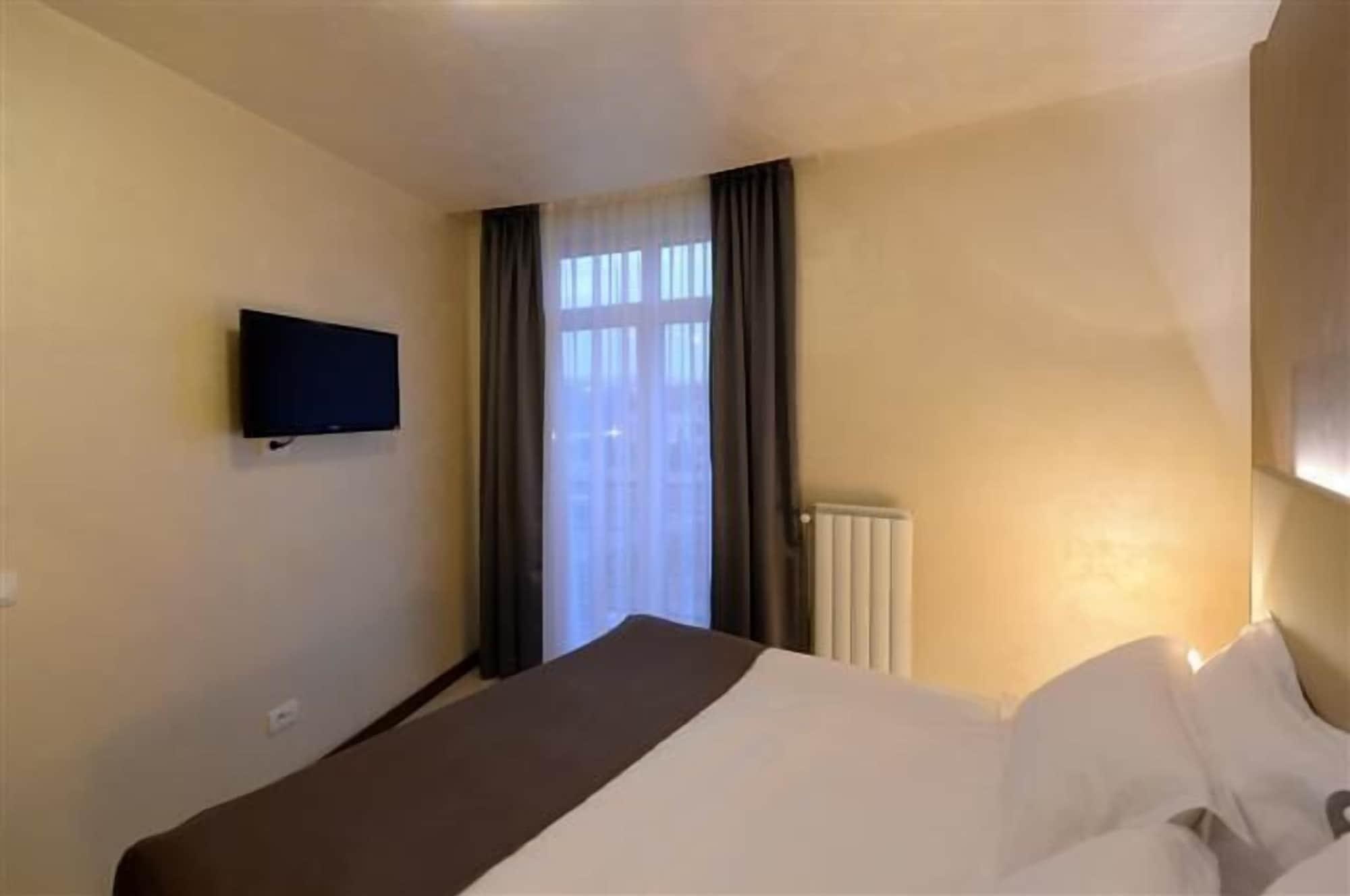 Hotel Majdan Beograd Bagian luar foto