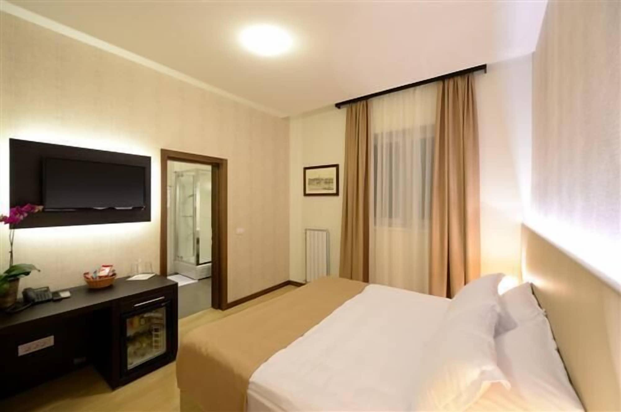 Hotel Majdan Beograd Bagian luar foto