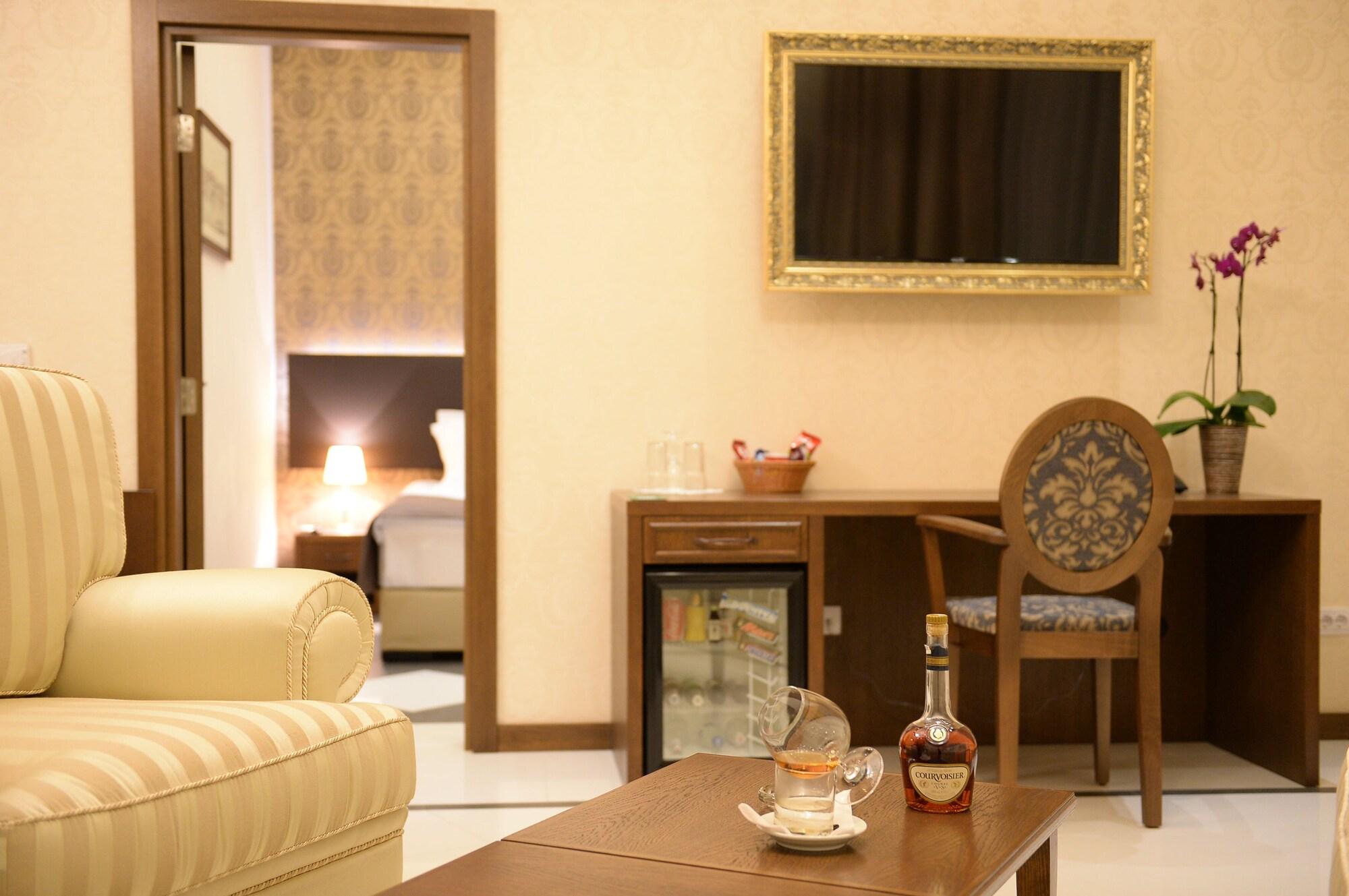 Hotel Majdan Beograd Bagian luar foto