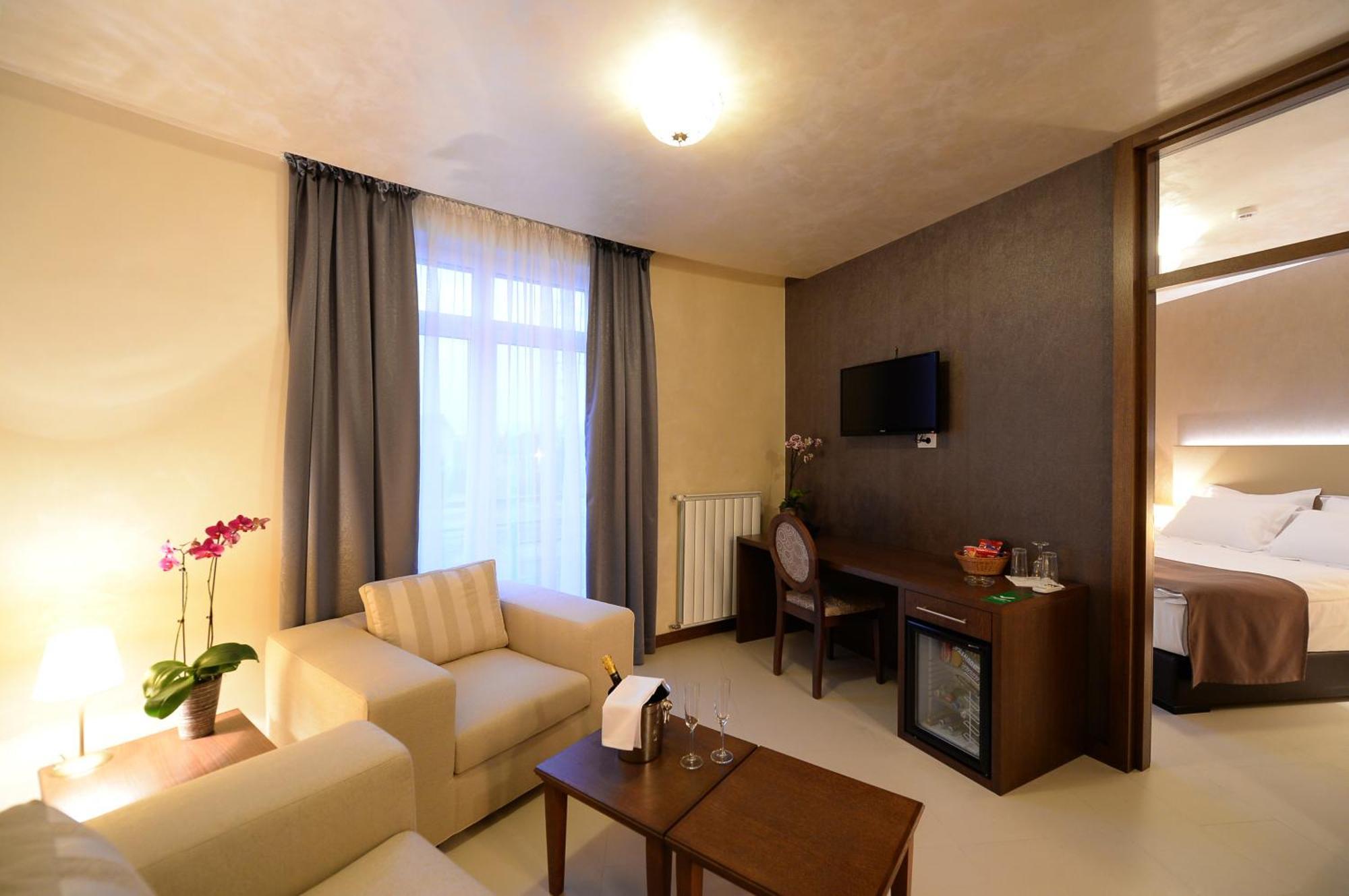 Hotel Majdan Beograd Ruang foto